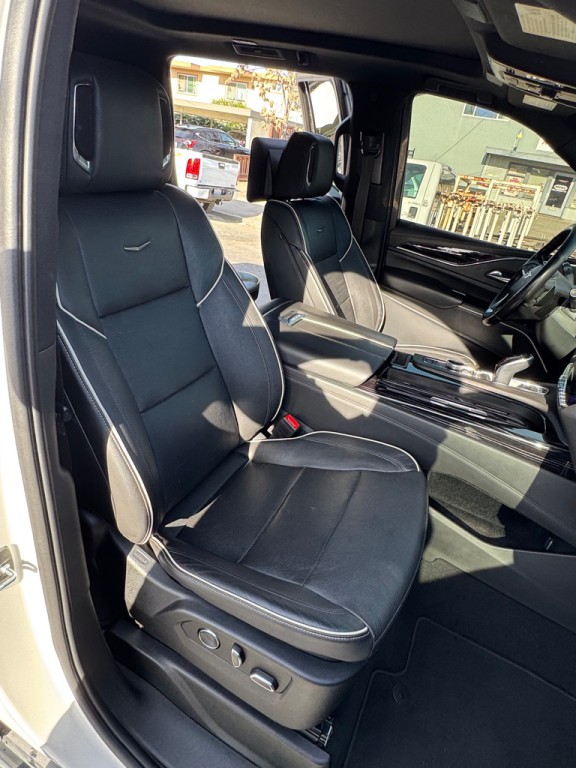 2021 Cadillac Escalade Image 20