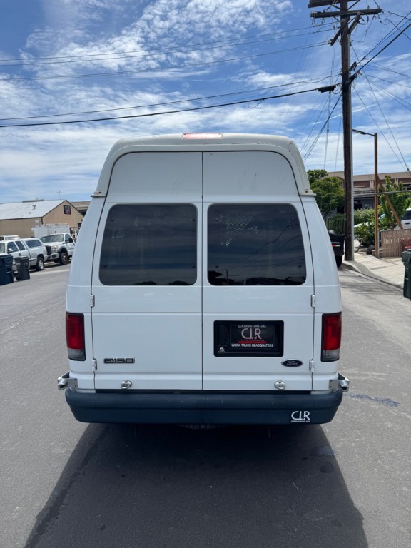 2008 Ford Econoline Image 9