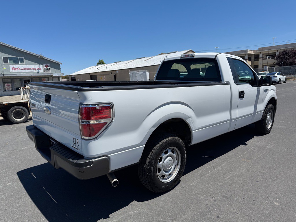 2011 Ford F-150 Image 4