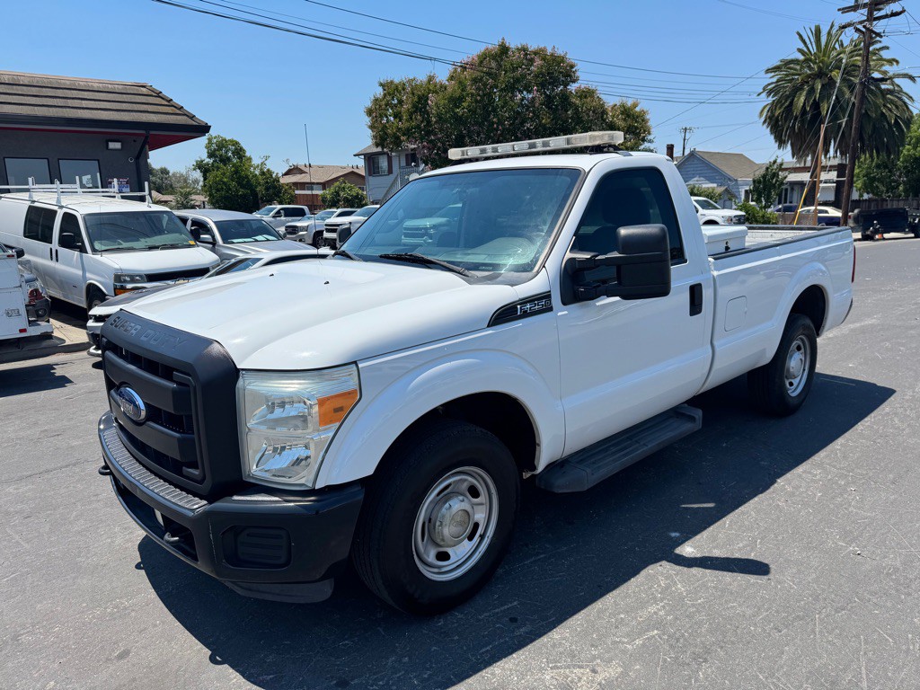 2014 Ford F-250 Image 1