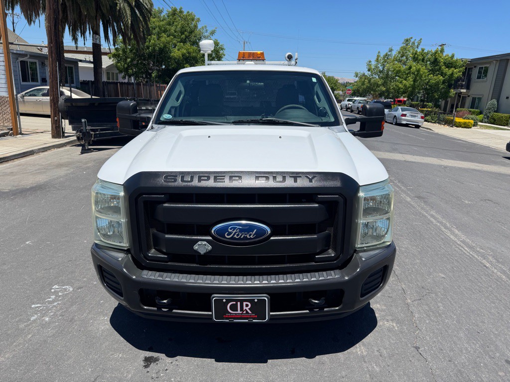 2011 Ford F-250 Image 3