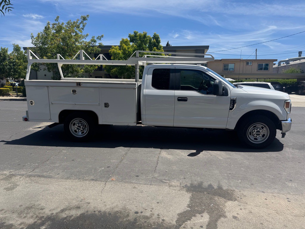 2021 Ford F-350 Image 4