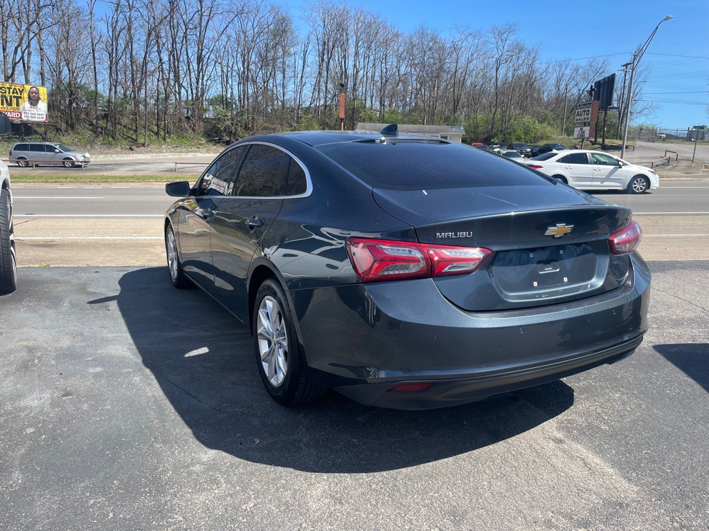 2019 Chevrolet Malibu Image 3