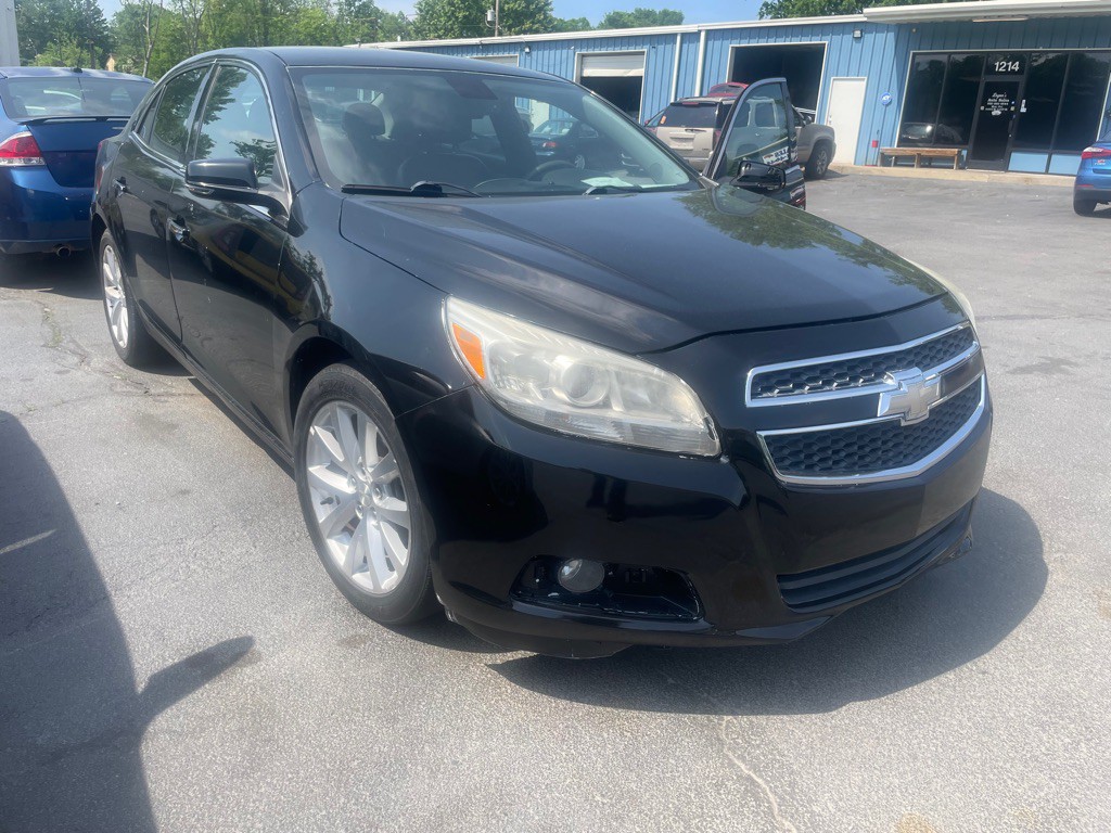 2013 Chevrolet Malibu Image 11