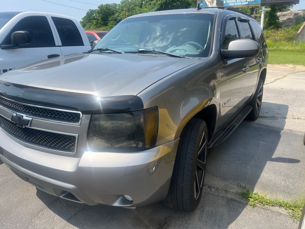 2007 Chevrolet Tahoe Image 2