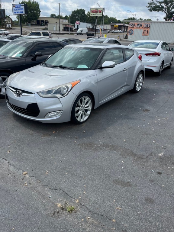 2012 Hyundai Veloster Image 2