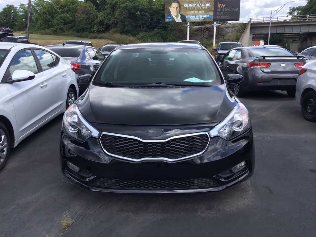 2016 Kia Forte Image 2