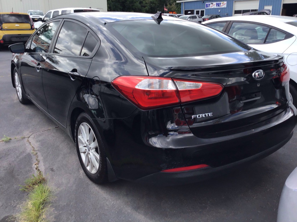 2016 Kia Forte Image 5