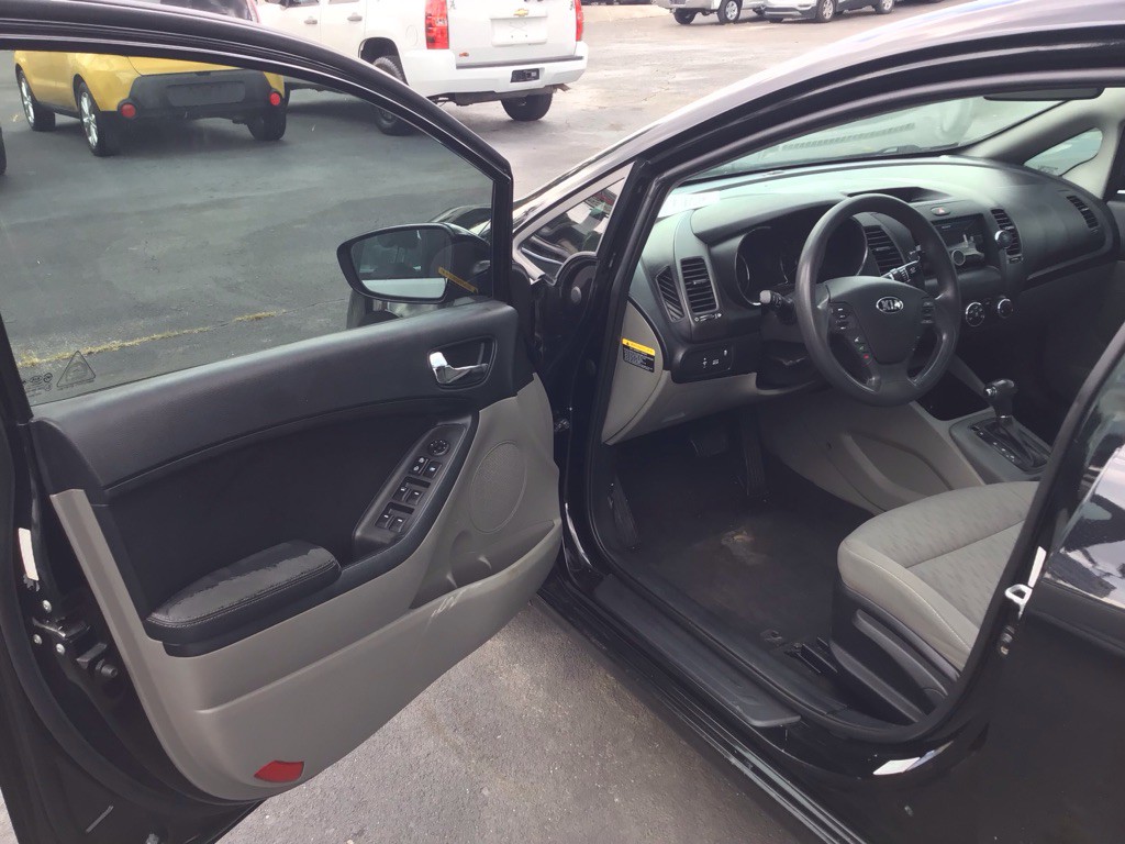 2016 Kia Forte Image 16