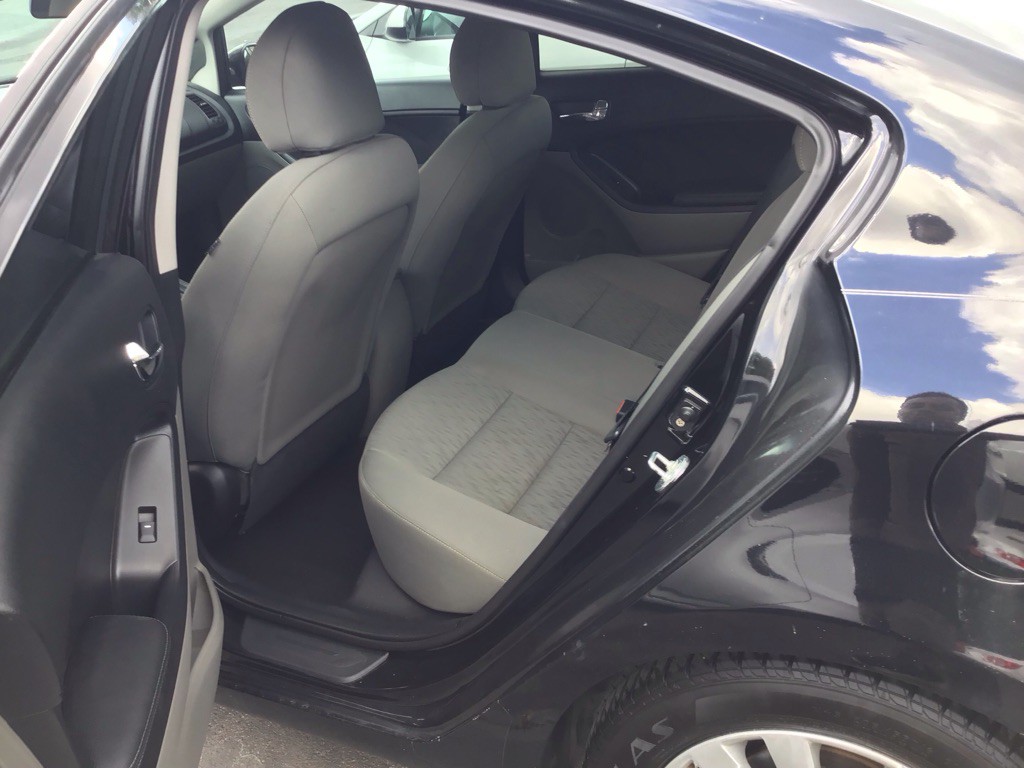 2016 Kia Forte Image 18