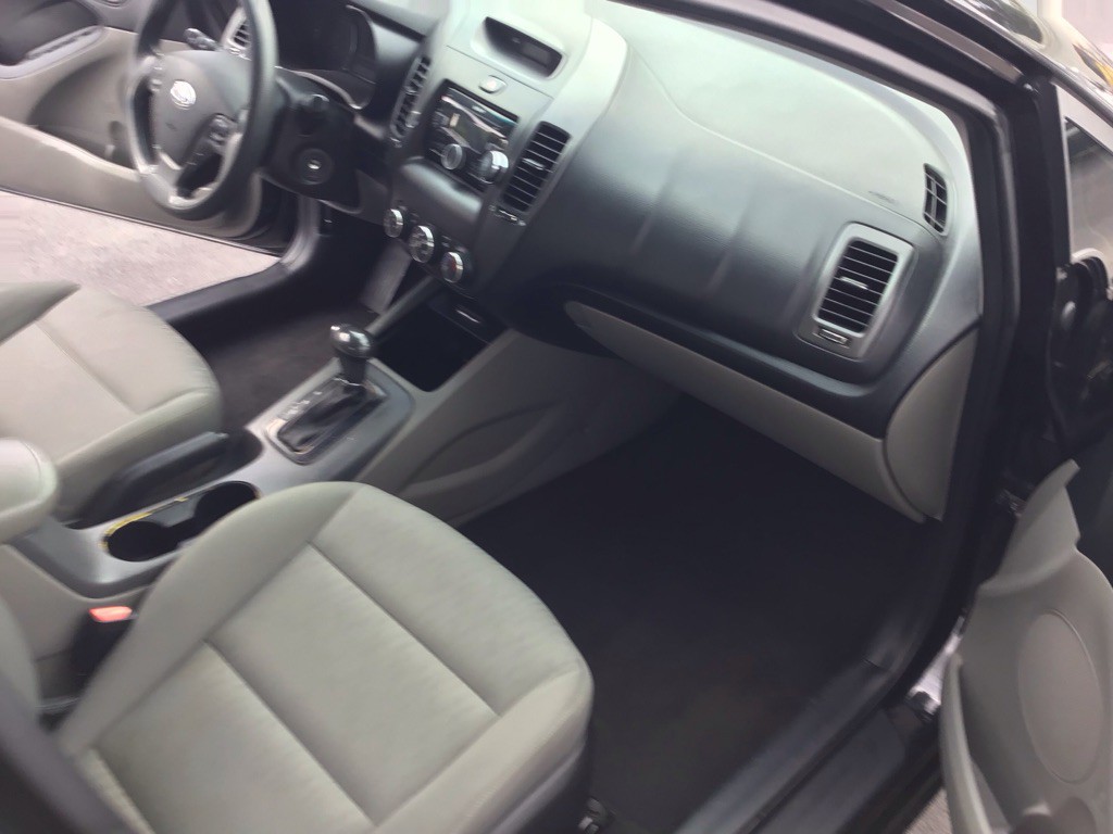 2016 Kia Forte Image 22