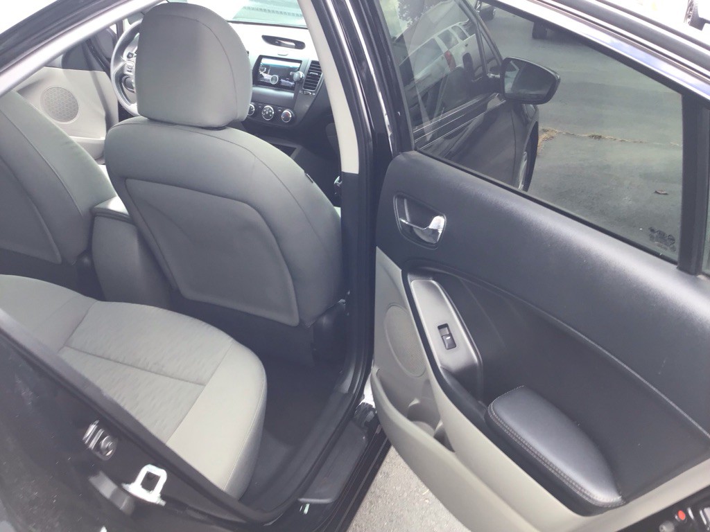 2016 Kia Forte Image 29