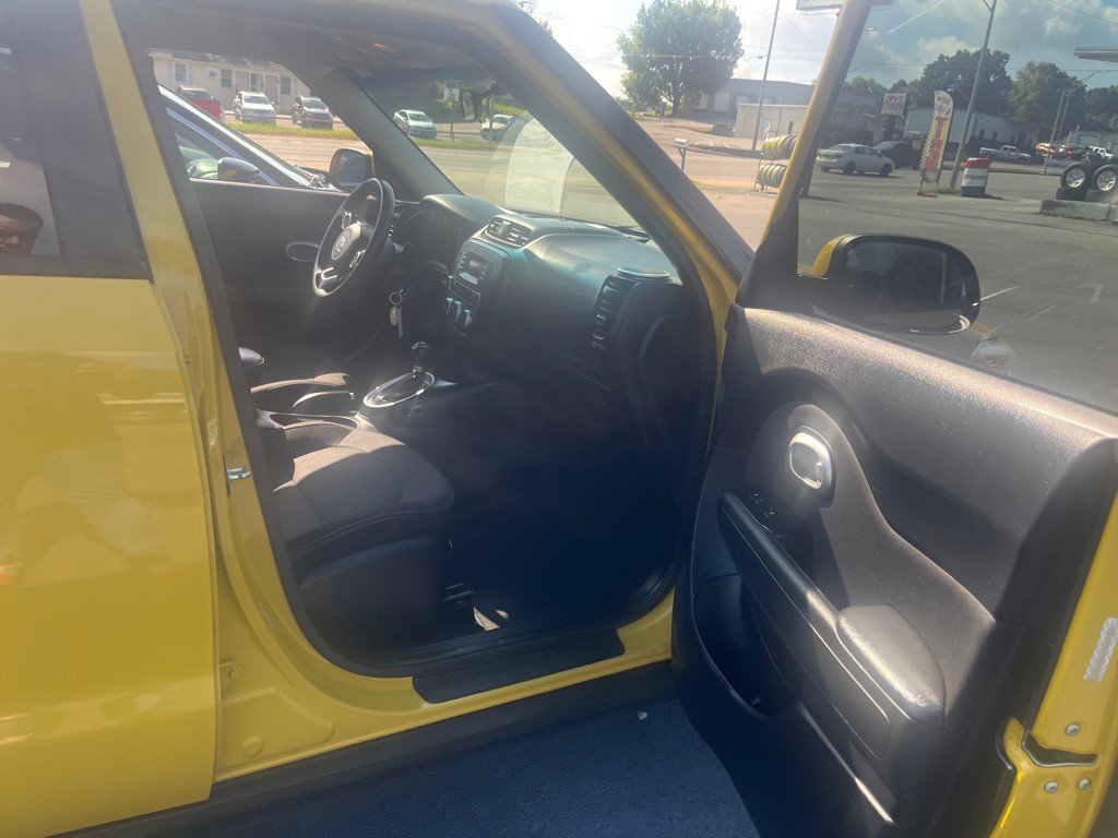 2014 Kia Soul Image 14