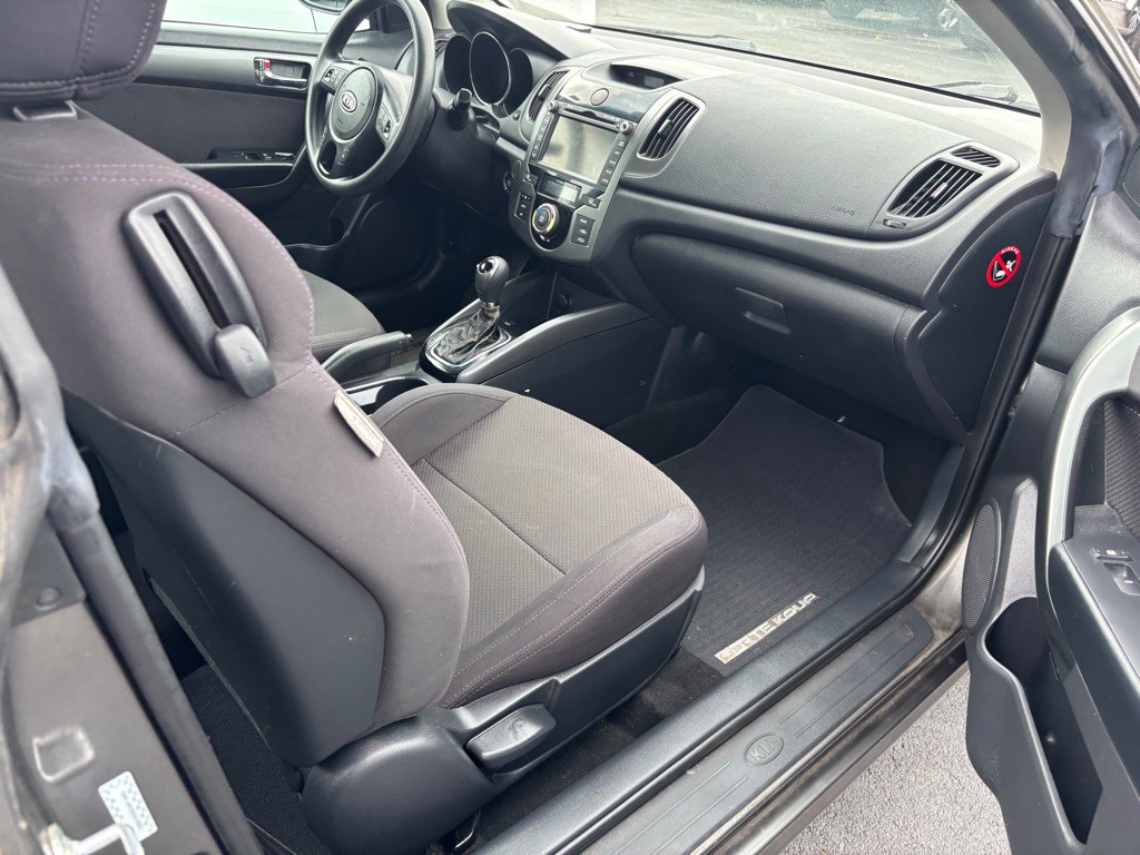 2013 Kia Forte Image 9