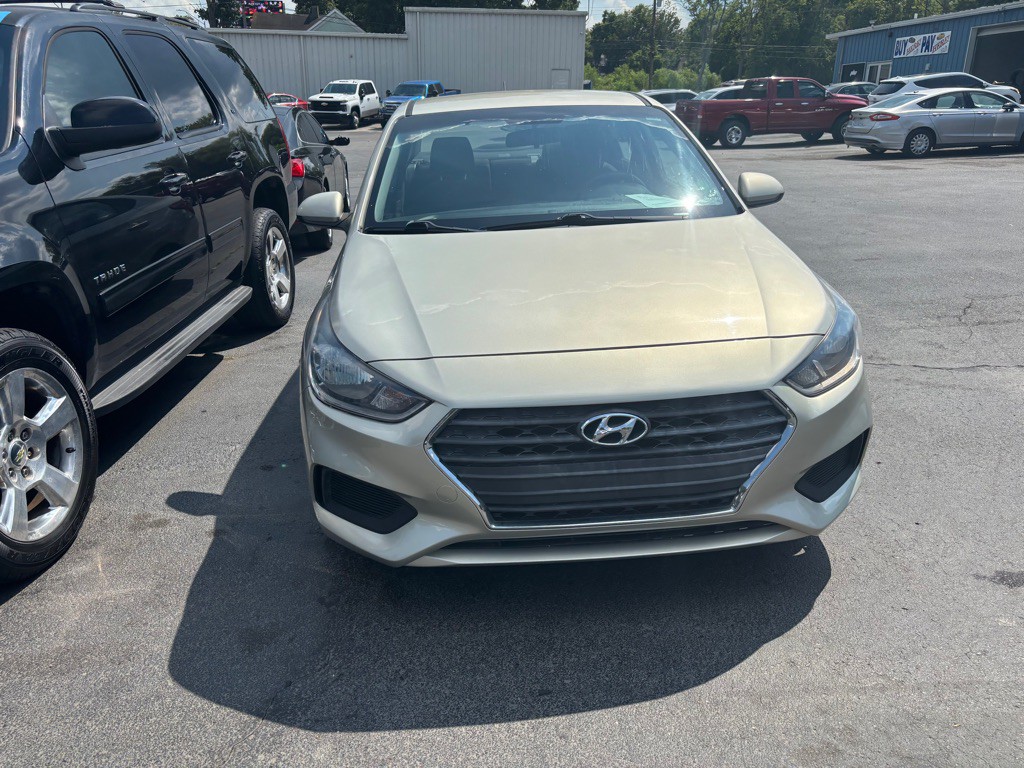 2018 Hyundai Accent Image 19
