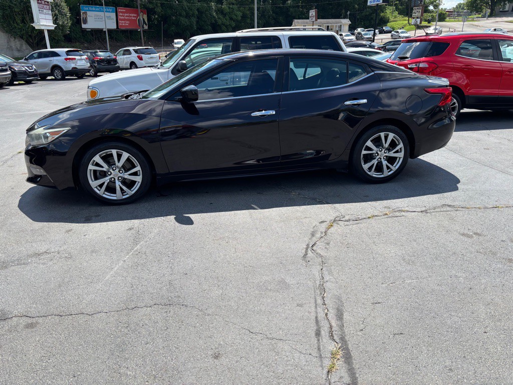 2016 Nissan Maxima Image 3