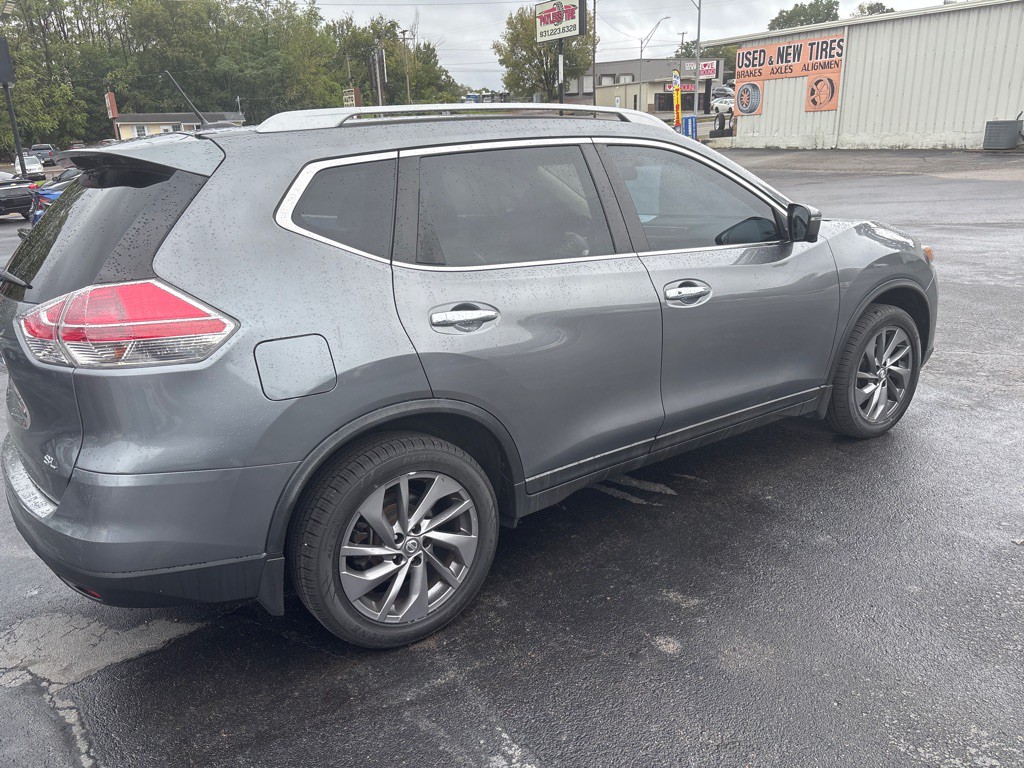 2016 Nissan Rogue Image 3