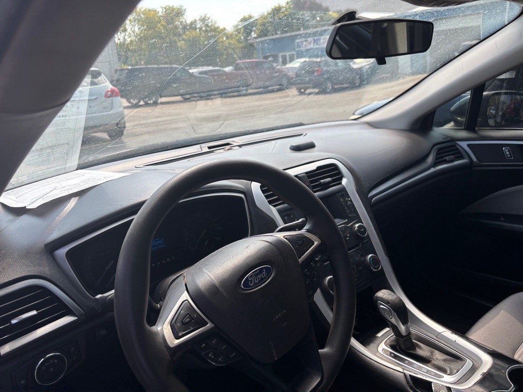 2016 Ford Fusion Image 5