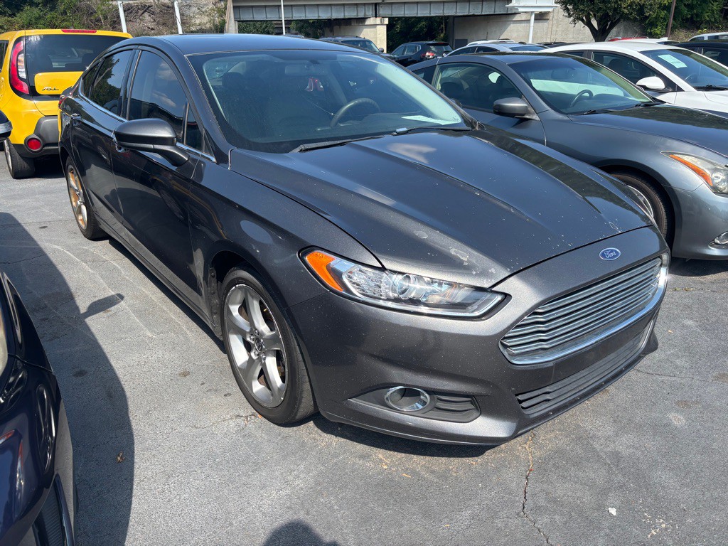 2016 Ford Fusion Image 11