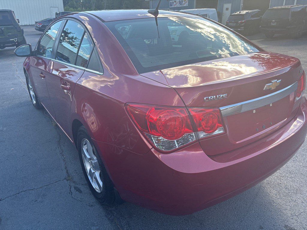 2013 Chevrolet Cruze Image 4