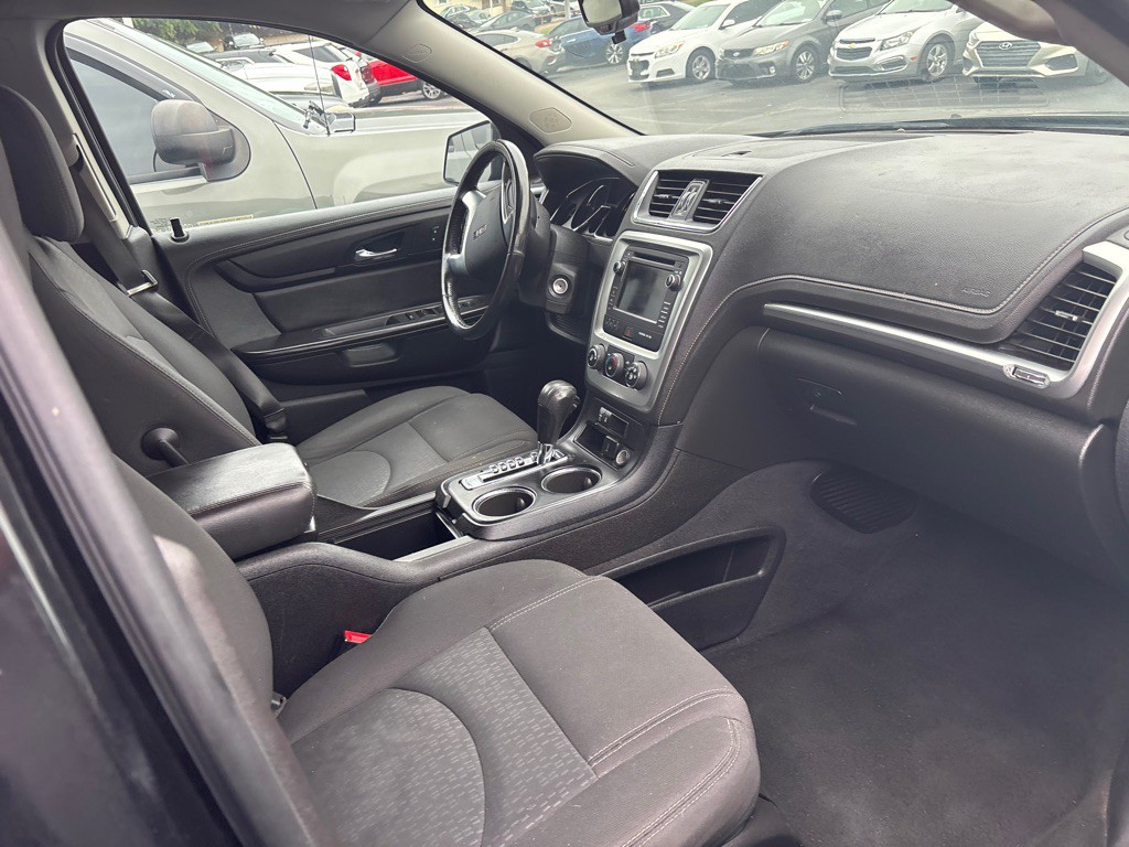 2016 GMC Acadia Image 17