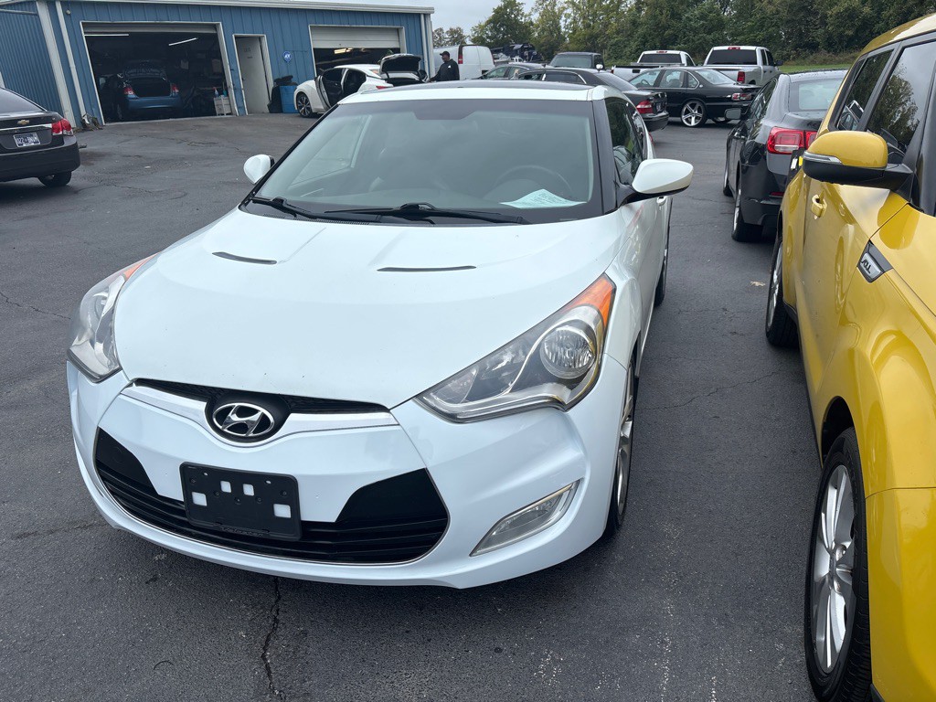 2013 Hyundai Veloster Image 15