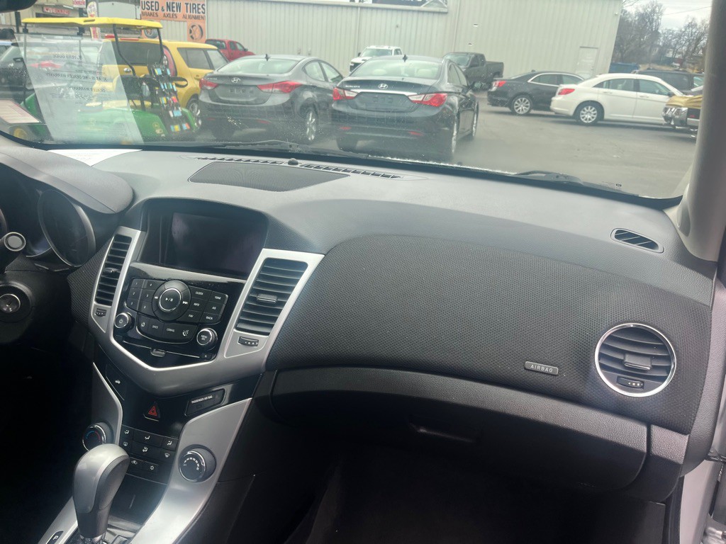 2016 Chevrolet Cruze Image 15