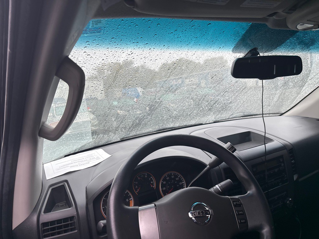 2010 Nissan Titan Image 6