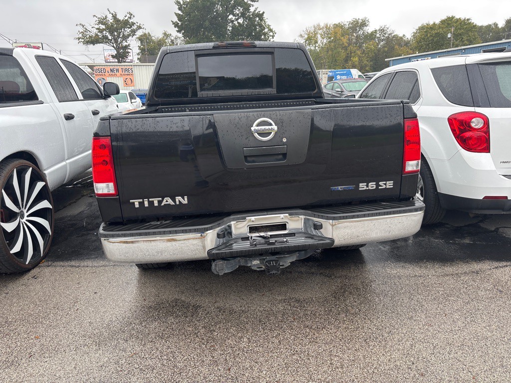 2010 Nissan Titan Image 9