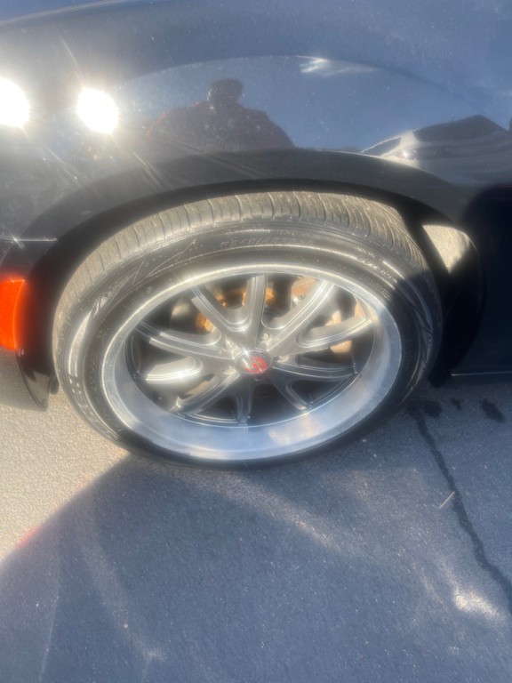 2015 Chrysler 300 Image 3