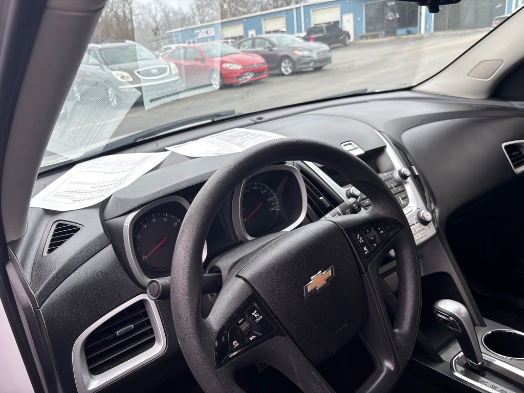 2015 Chevrolet Equinox Image 7