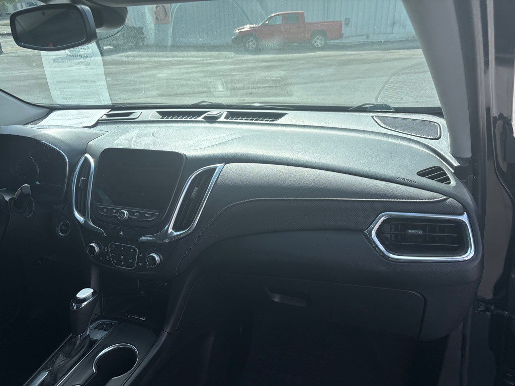 2020 Chevrolet Equinox Image 17