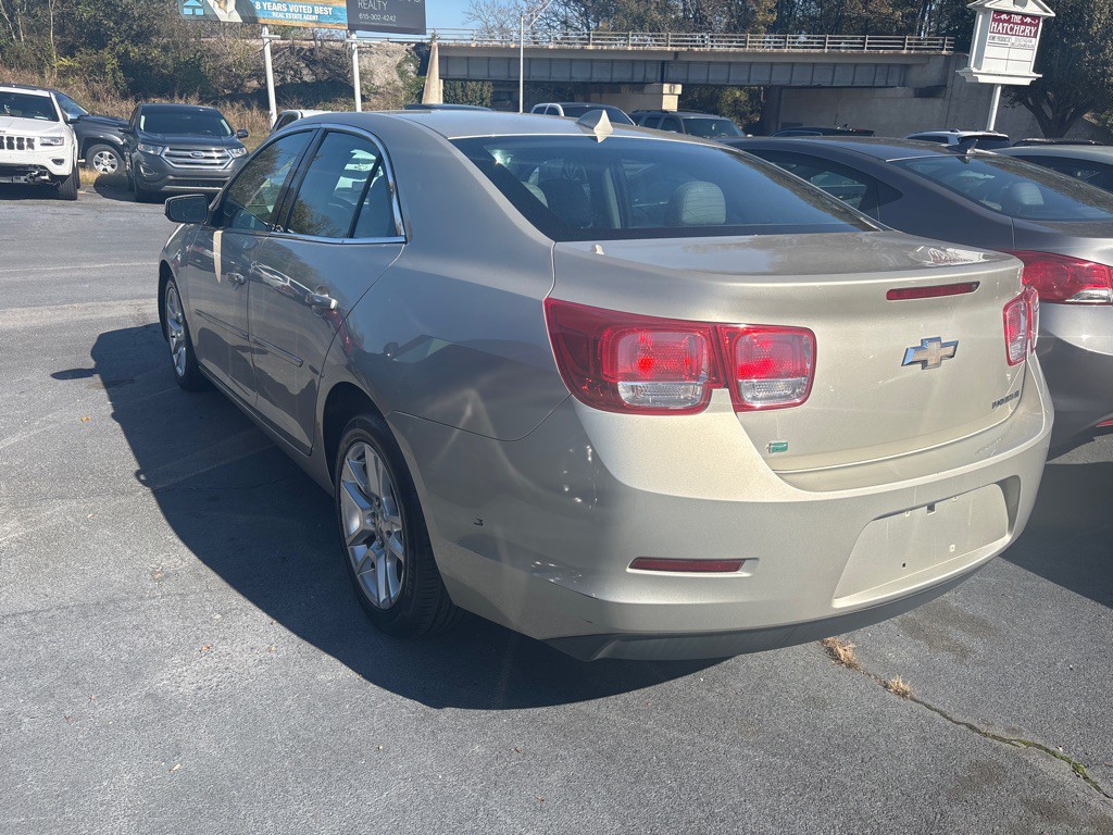 2014 Chevrolet Malibu Image 3
