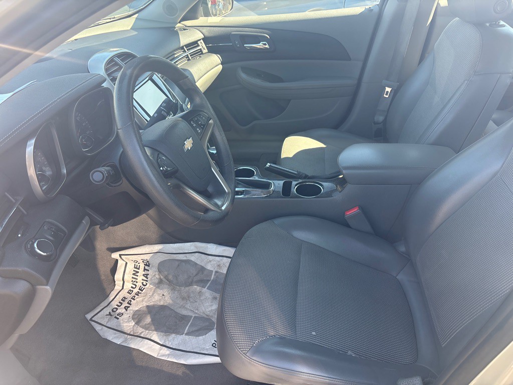 2014 Chevrolet Malibu Image 5