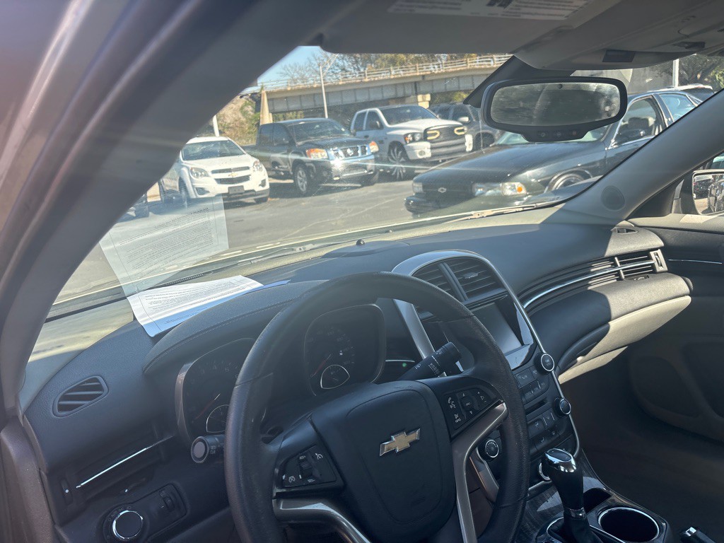 2014 Chevrolet Malibu Image 6