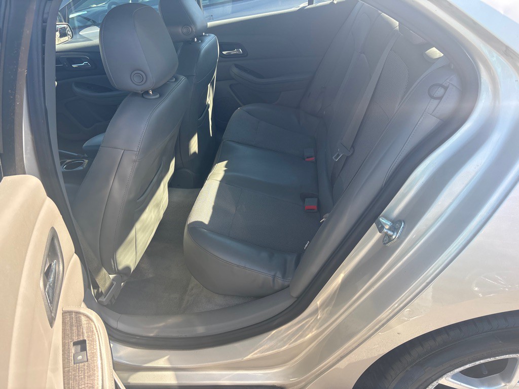 2014 Chevrolet Malibu Image 9