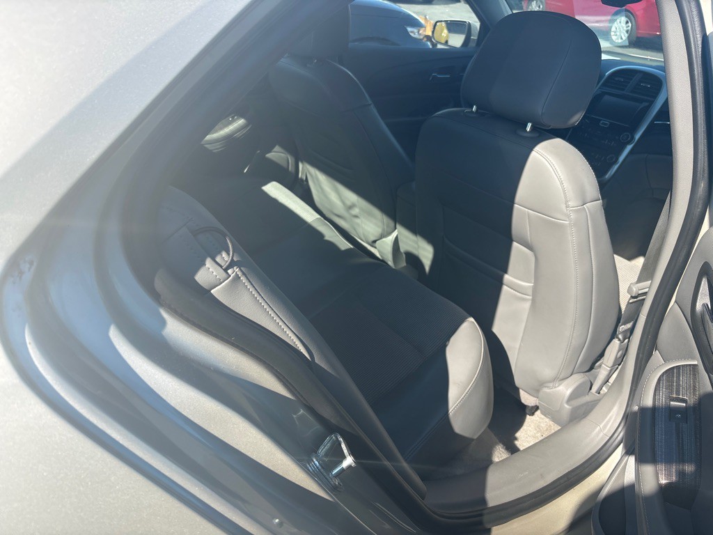 2014 Chevrolet Malibu Image 18