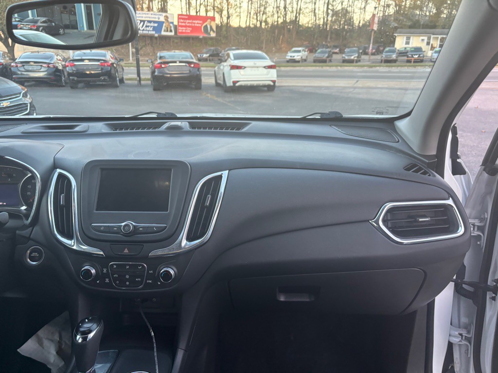 2021 Chevrolet Equinox Image 17