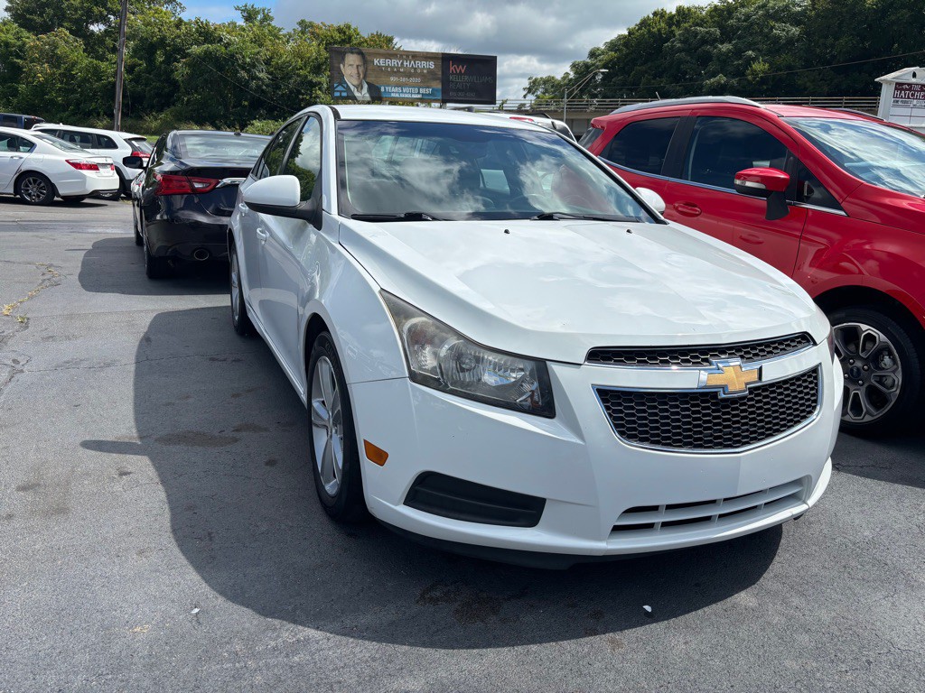 2014 Chevrolet Cruze Image 1