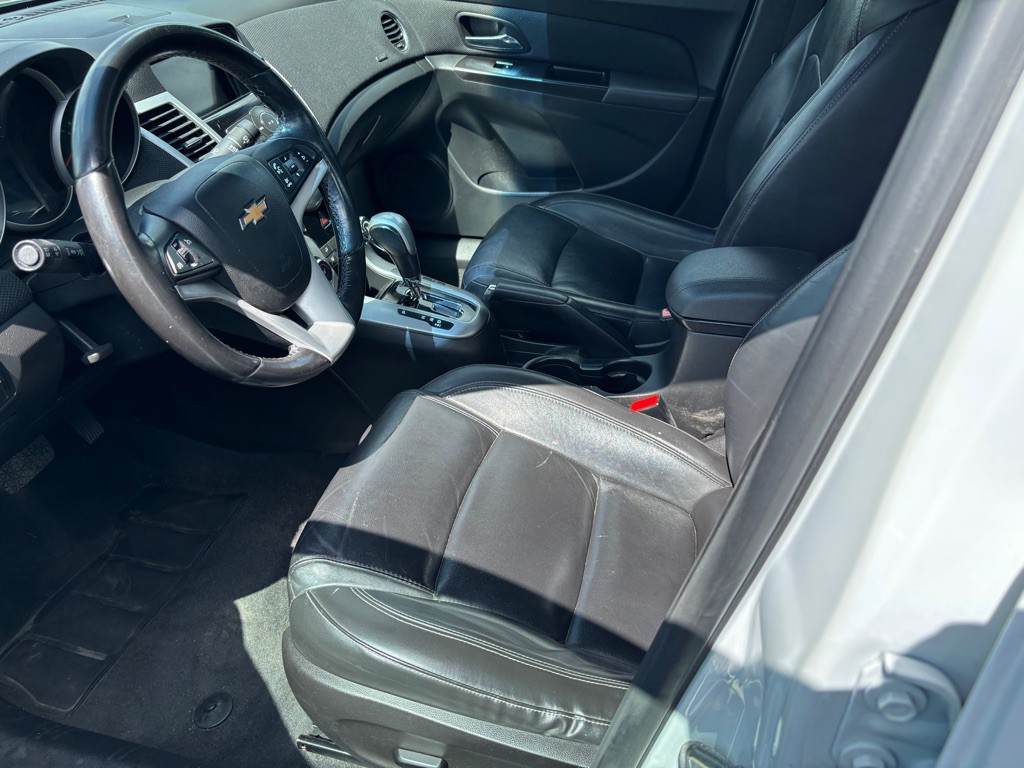 2014 Chevrolet Cruze Image 5