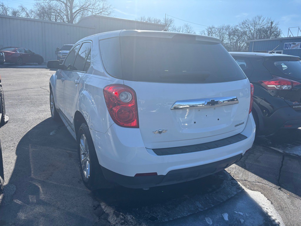 2011 Chevrolet Equinox Image 3