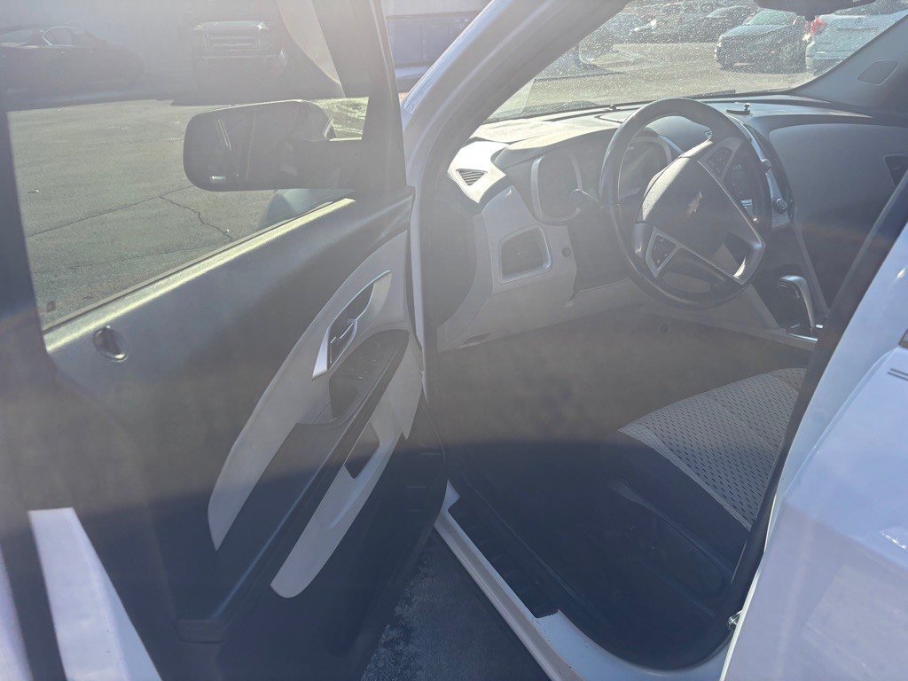 2011 Chevrolet Equinox Image 9