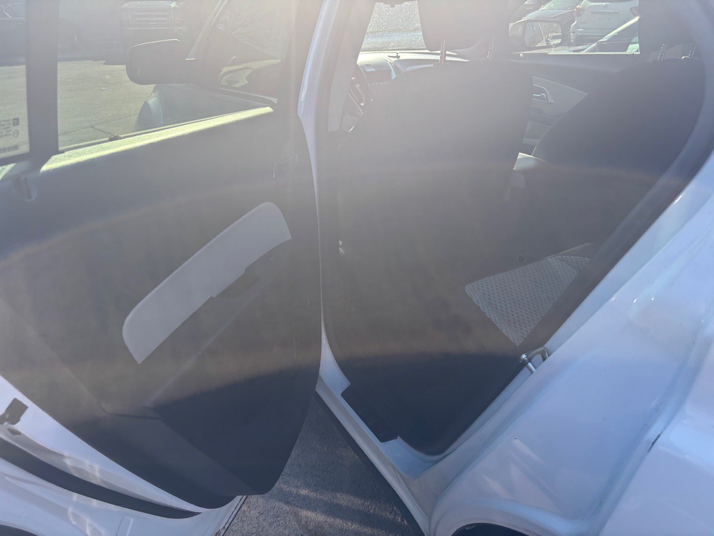 2011 Chevrolet Equinox Image 11