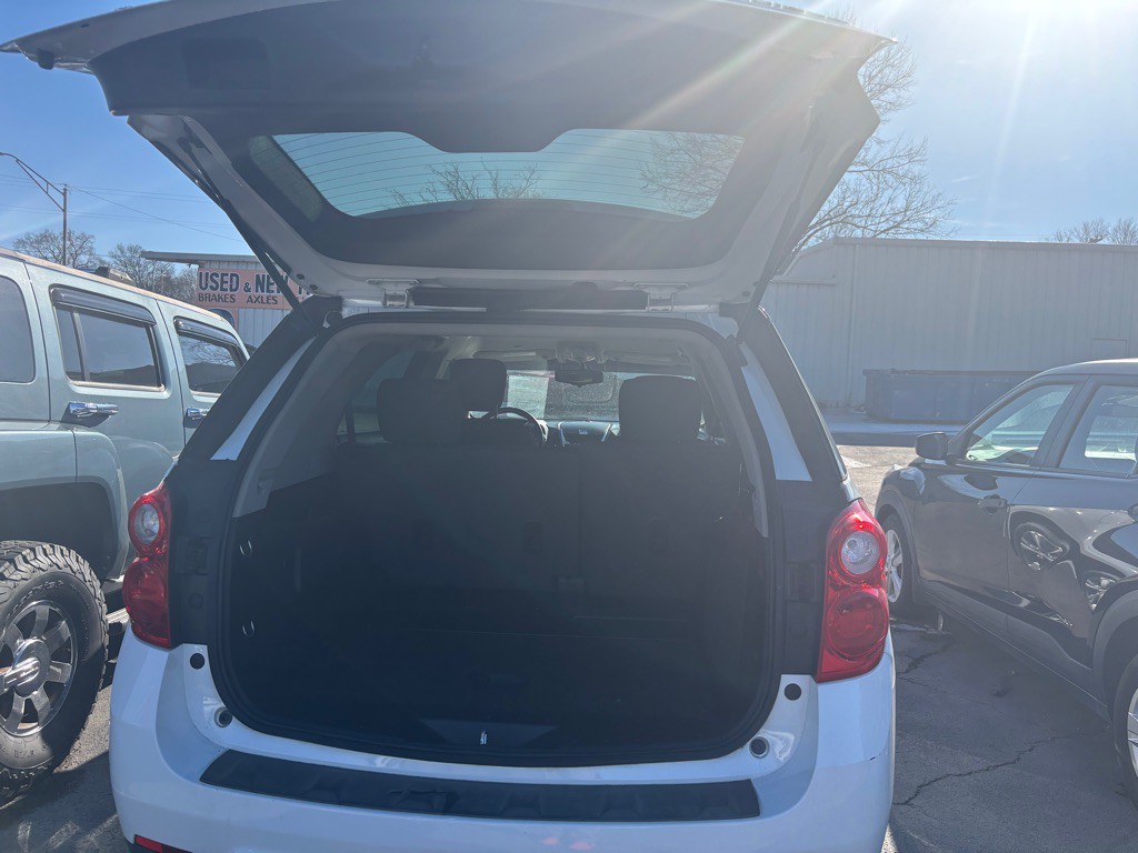 2011 Chevrolet Equinox Image 12