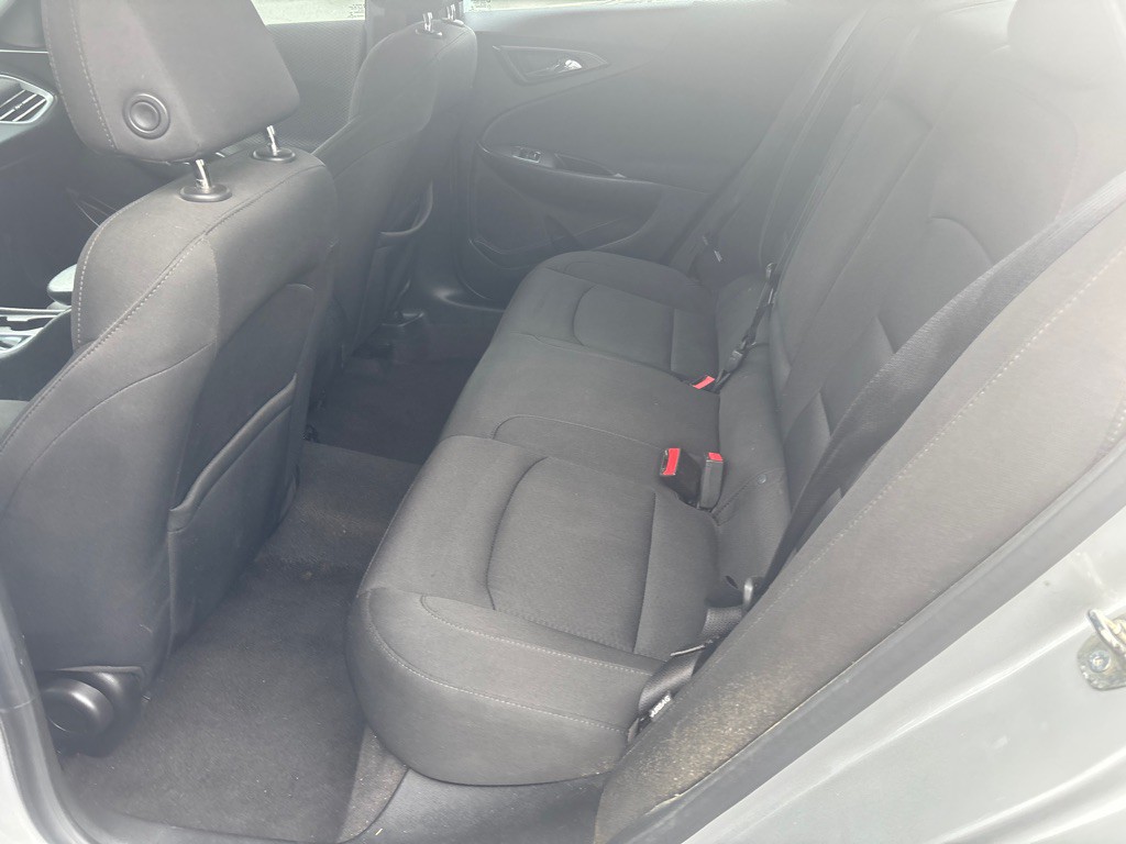 2018 Chevrolet Malibu Image 8
