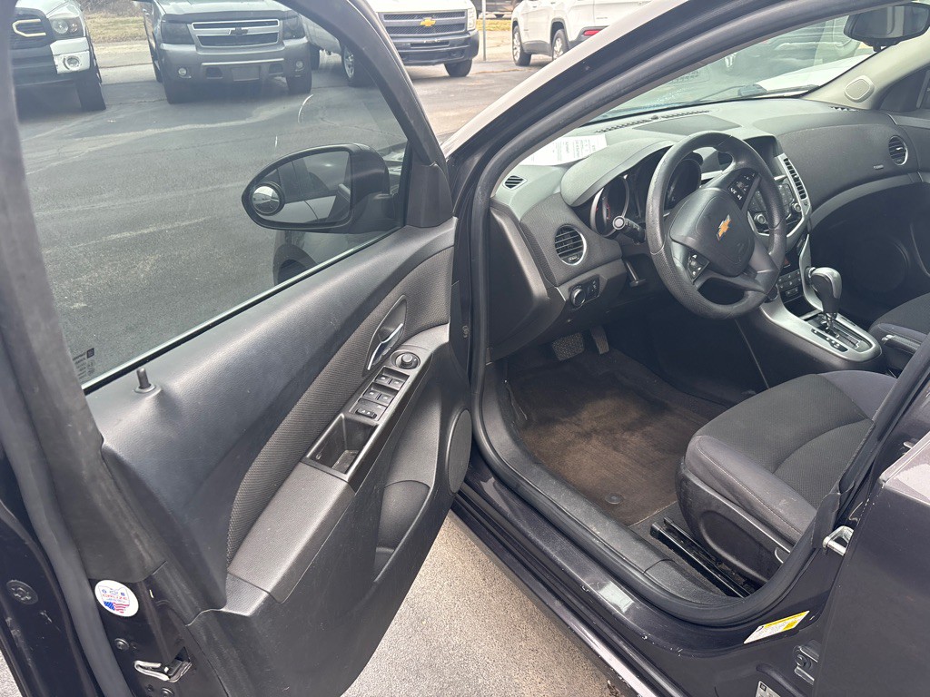 2015 Chevrolet Cruze Image 5