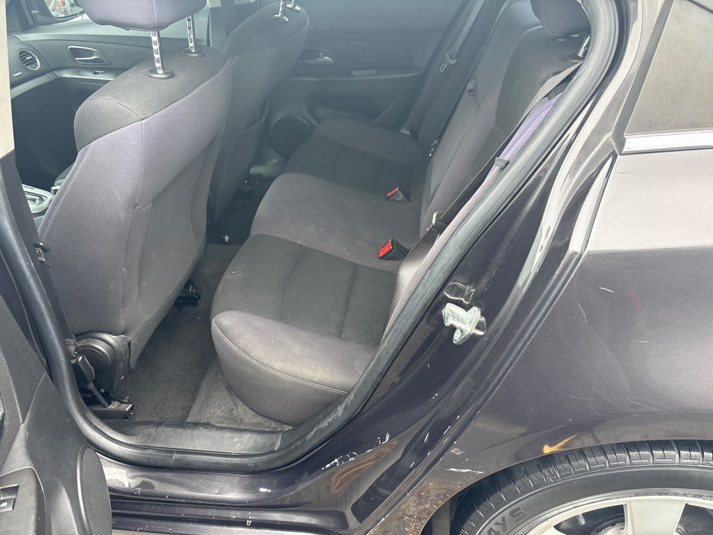 2015 Chevrolet Cruze Image 6