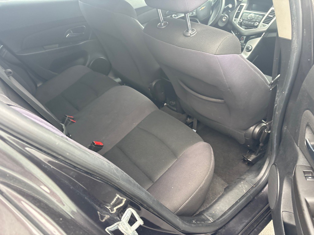 2015 Chevrolet Cruze Image 11