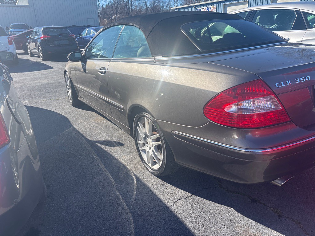 2008 Mercedes-Benz CLK-Class Image 3