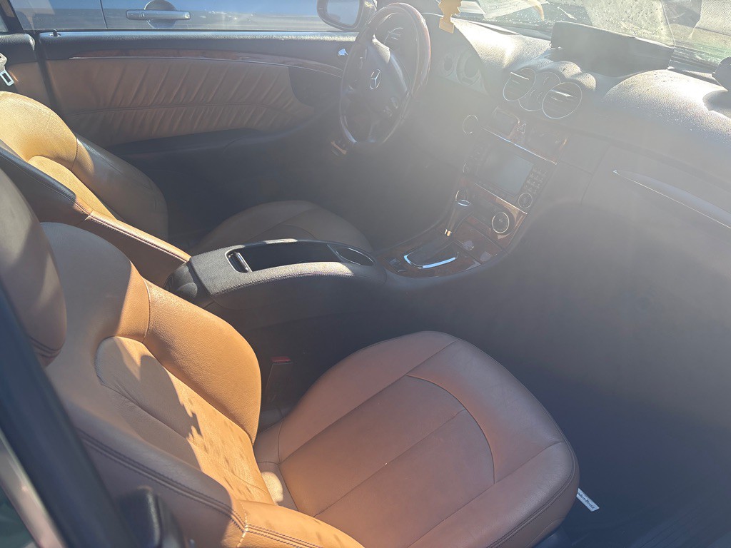 2008 Mercedes-Benz CLK-Class Image 9